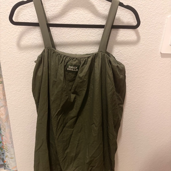 Daily Drills Bubble Dress - Picture 3 of 3